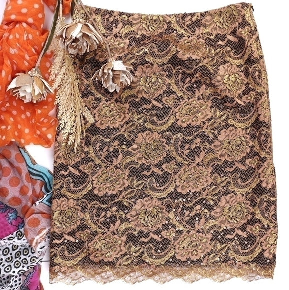 Trina Turk Gold Lace Floral Embroidered Skirt Sz 10 Absolutely Gorgeous - Picture 1 of 13